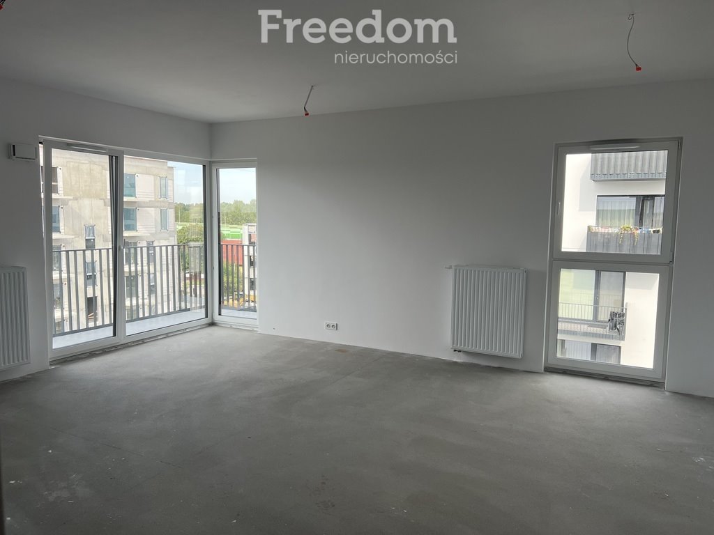 Mieszkanie czteropokojowe  na sprzedaż Warszawa, Wawer  90m2 Foto 1