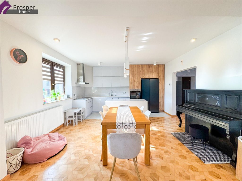 Zapraszam do obejrzenia domu 260 m² z niezależnym biurem w Mogielnicy Mogielnica, Mogielnica  260m2 Foto 1