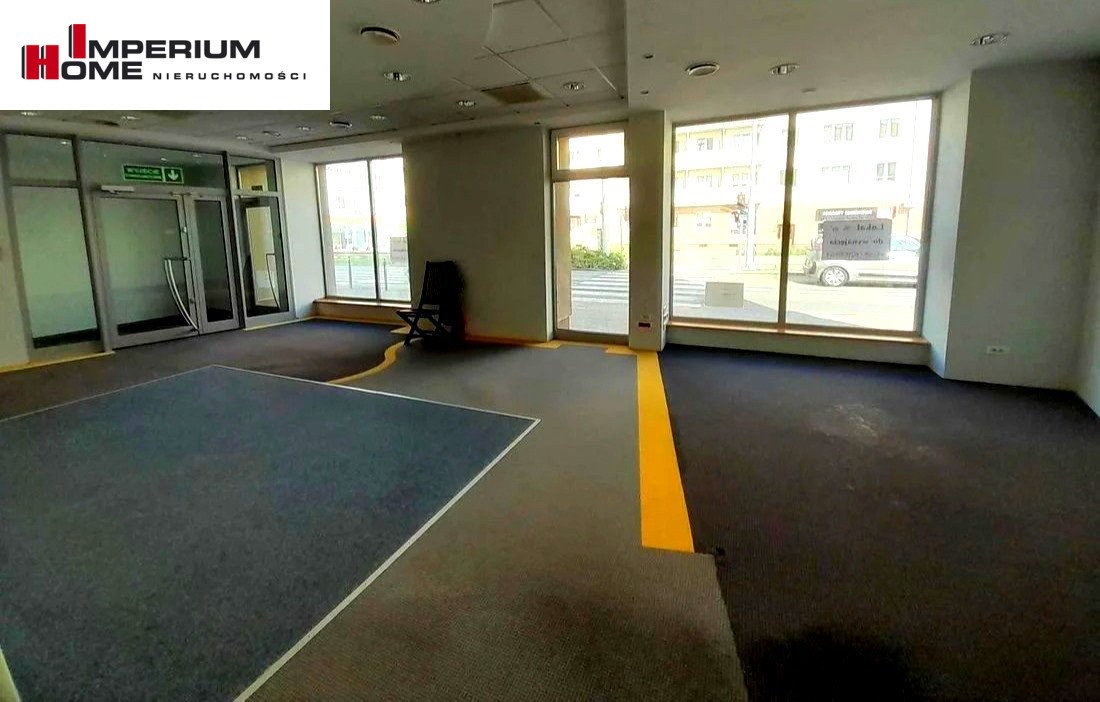 Polecam przestronny lokal 96 m² z dużymi witrynami w Gdyni Gdynia, Działki Leśne, Śląska  96m2 Foto 1