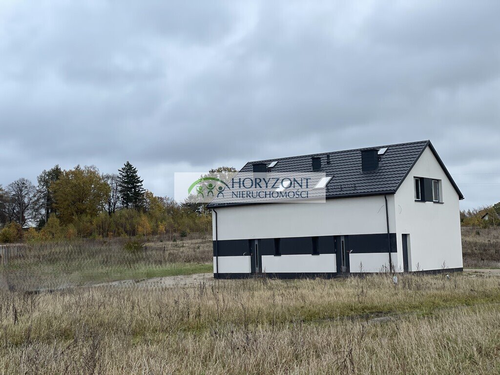 Dom bliźniak 147 m2 z ogródkiem, blisko lasu i jeziora Tokary  147m2 Foto 1