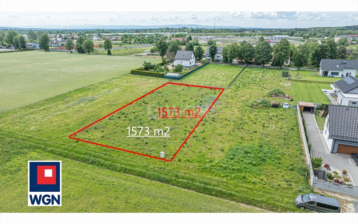 Działka budowlana 1573 m² w Wykrotach z projektem i pozwoleniem Wykroty, Centrum  1 573m2 Foto 1