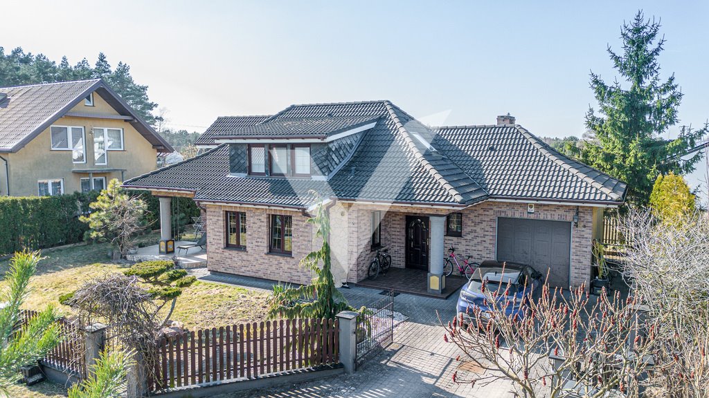 Przestronny dom z garażem, 4 pokoje, działka 550 m2 Zamość  184m2 Foto 1