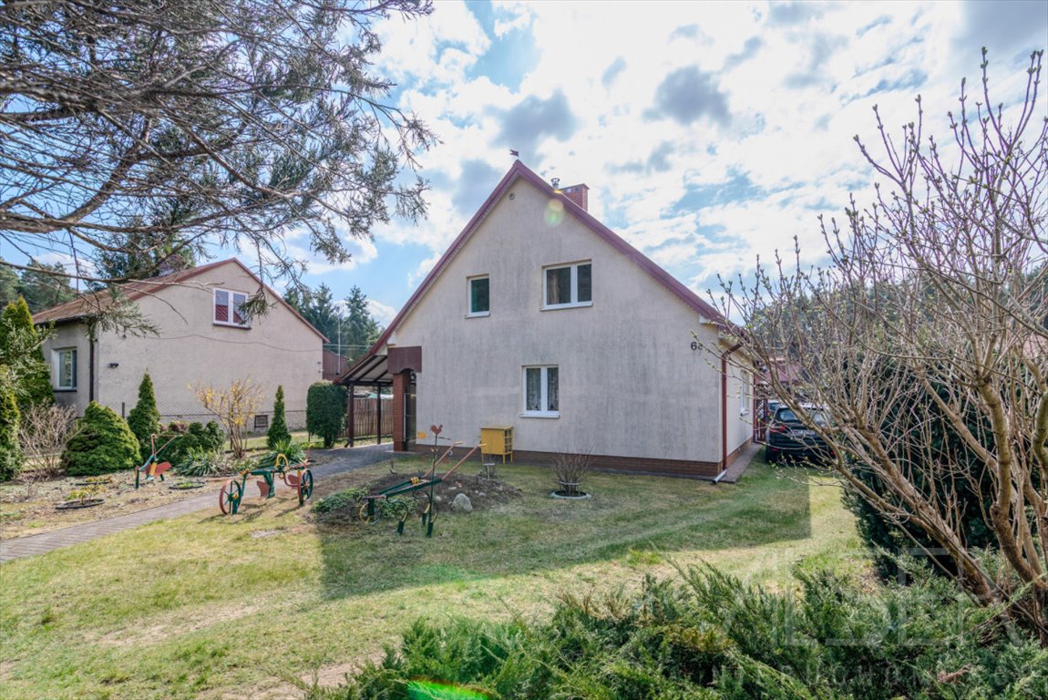 Funkcjonalny dom z kominkiem i tarasem - gotowy do zamieszkania. Joniec  93m2 Foto 1