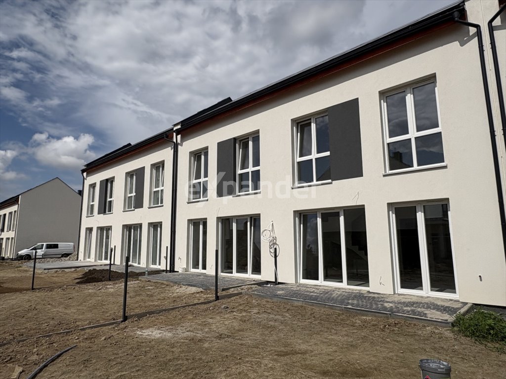 Mieszkanie czteropokojowe  na sprzedaż Kostrzyn, Półwiejska  60m2 Foto 1