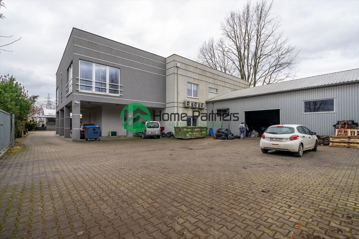 Magazyn na wynajem Sulejówek  242m2 Foto 1