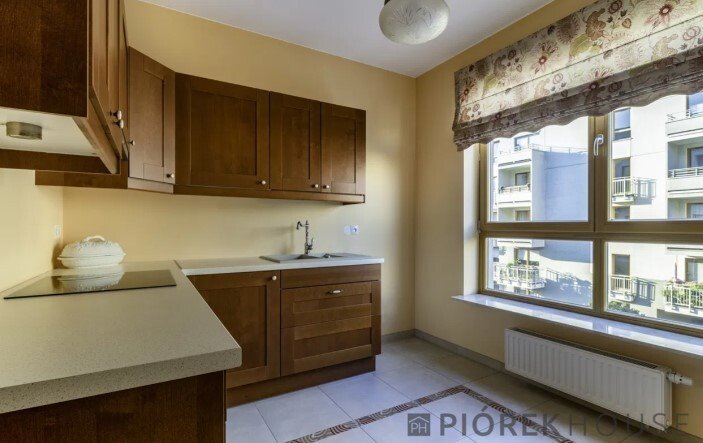 Nowoczesne 1 pokój z balkonem, garażem i komórką Warszawa, Włochy, Obywatelska  36m2 Foto 1