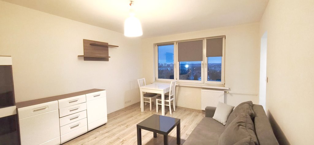 Kawalerka 29 m2 z pełnym wyposażeniem na 7. piętrze Gliwice, Młodych Patriotów  29m2 Foto 1