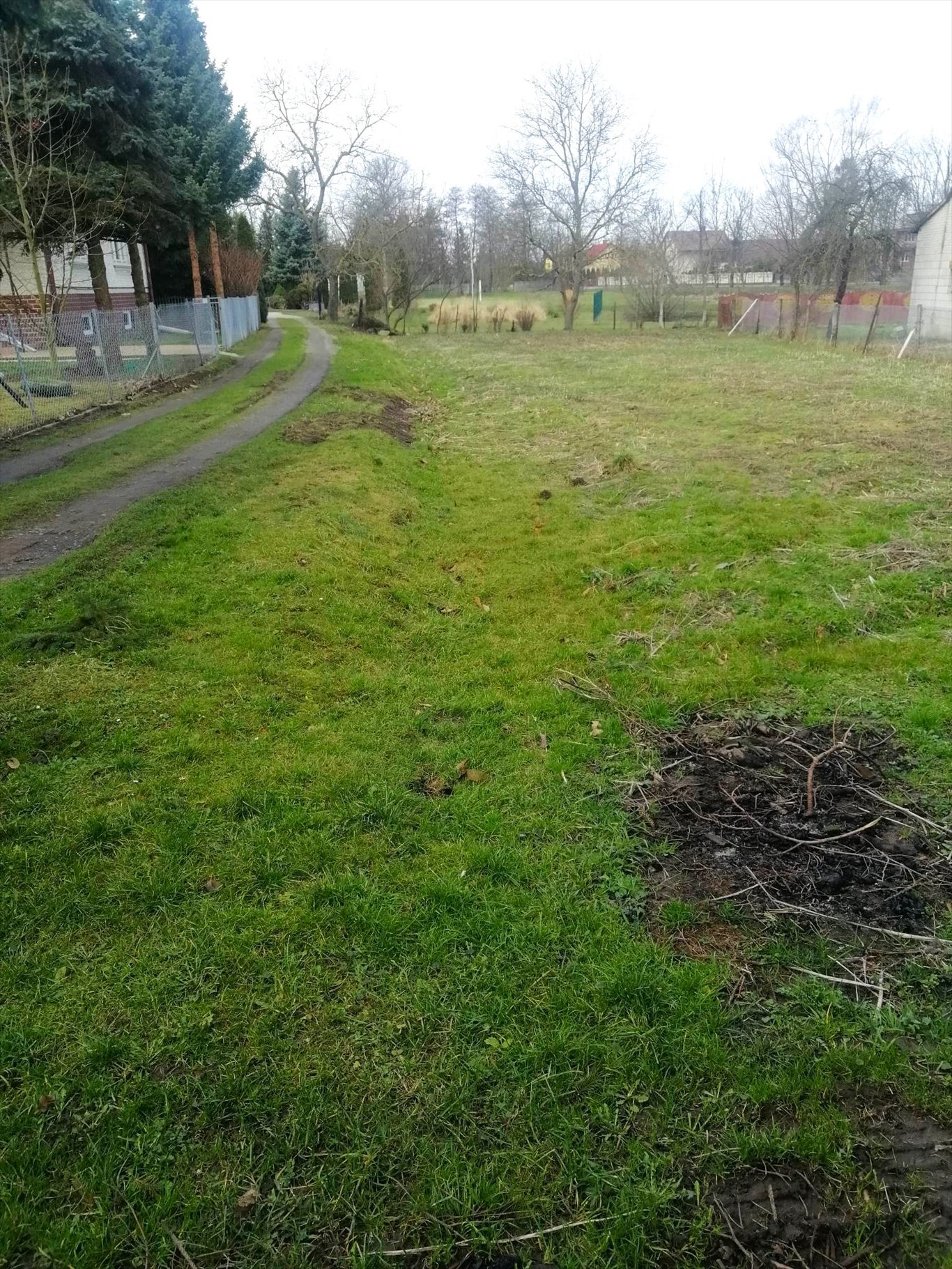 Działka budowlana 9,01 ar w Ujeźnie – cicha okolica Ujezna  901m2 Foto 1