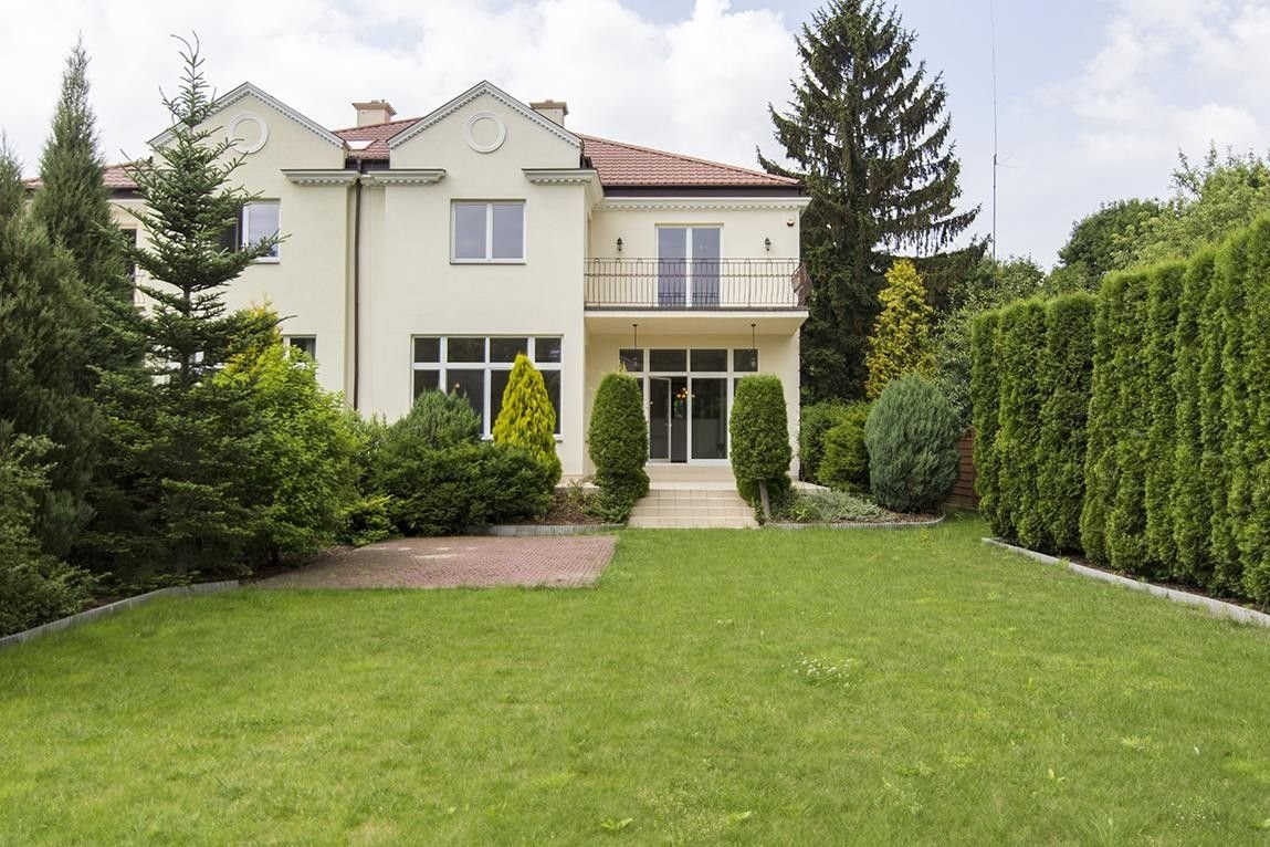 Przestronny dom 550 m2 z sauną i garażem w Konstancinie Konstancin-Jeziorna, Willowa  550m2 Foto 1