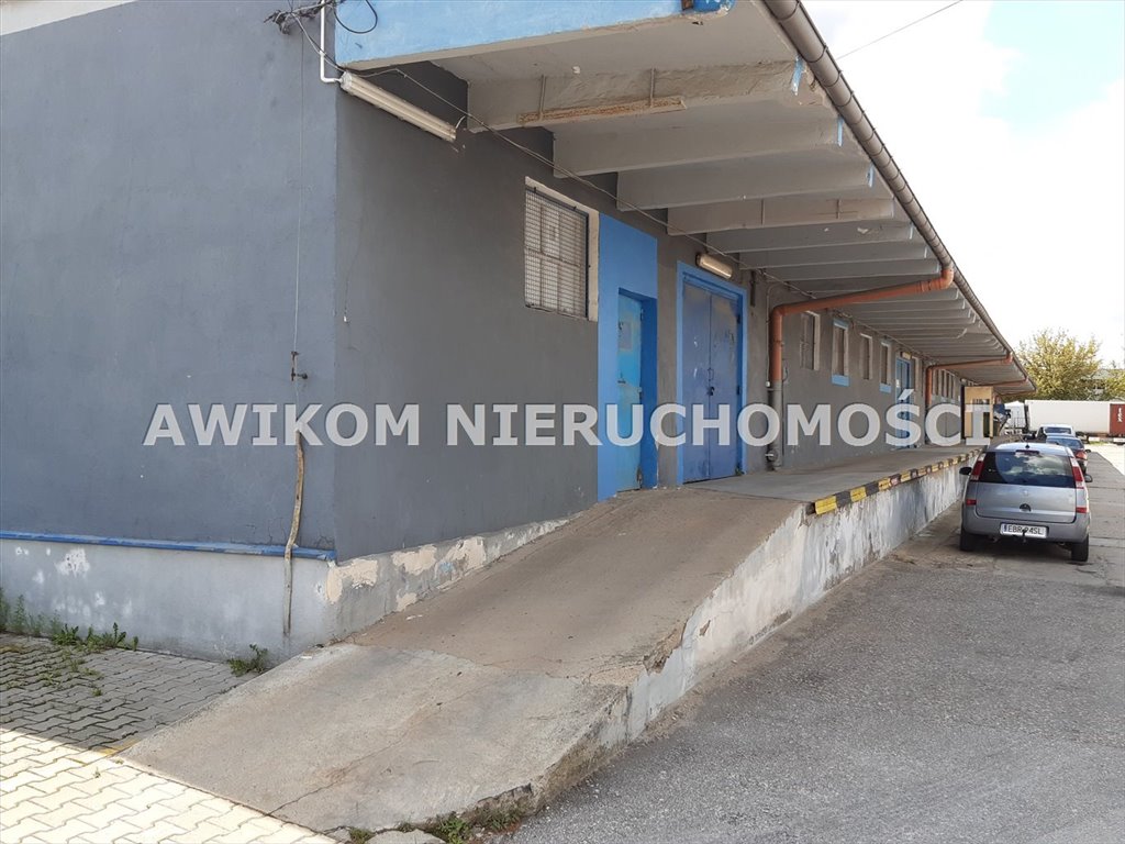 Magazyn i biura 8 479 m² w Skierniewicach (blisko centrum) Skierniewice  8 479m2 Foto 1