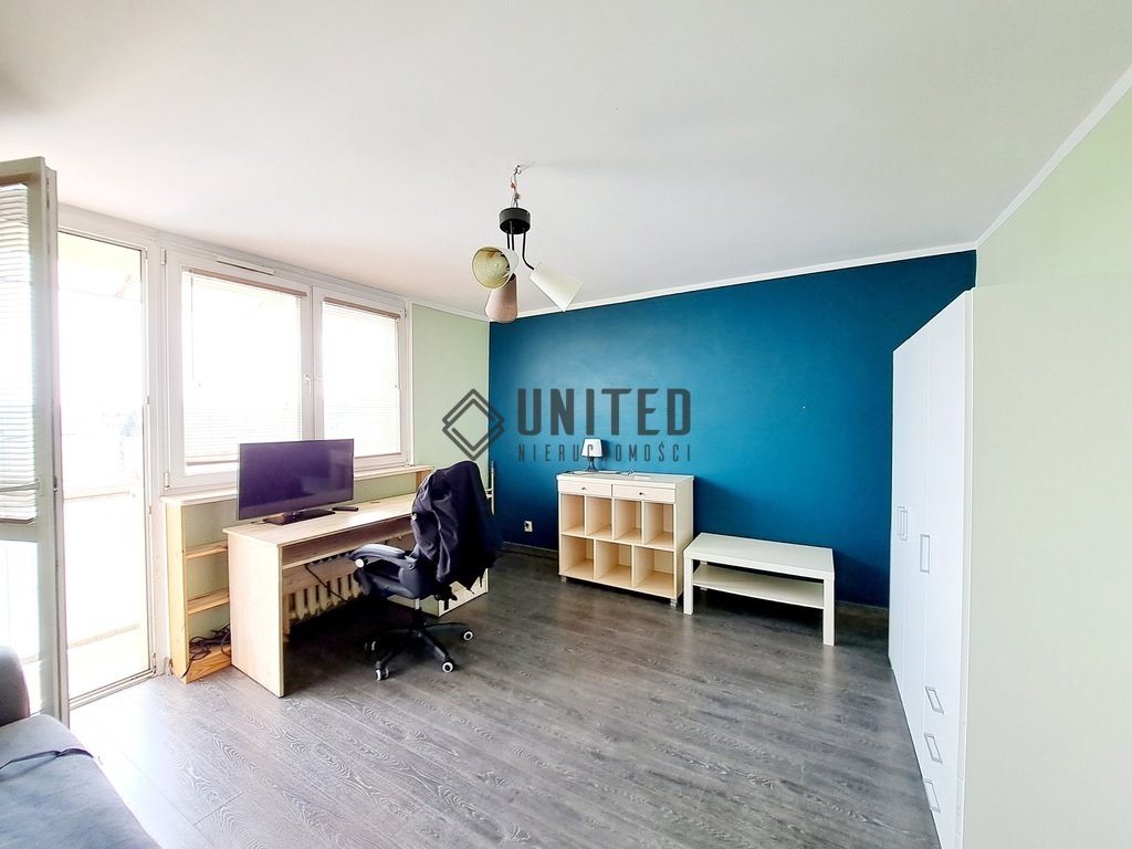 Mieszkanie trzypokojowe na sprzedaż Wrocław, Kuźniki, Kuźniki, Międzyzdrojska  58m2 Foto 1