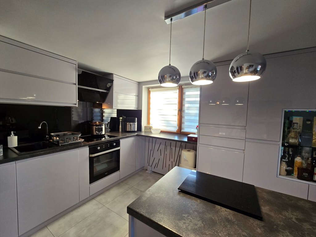 Dom na sprzedaż Zduńska Wola  170m2 Foto 8