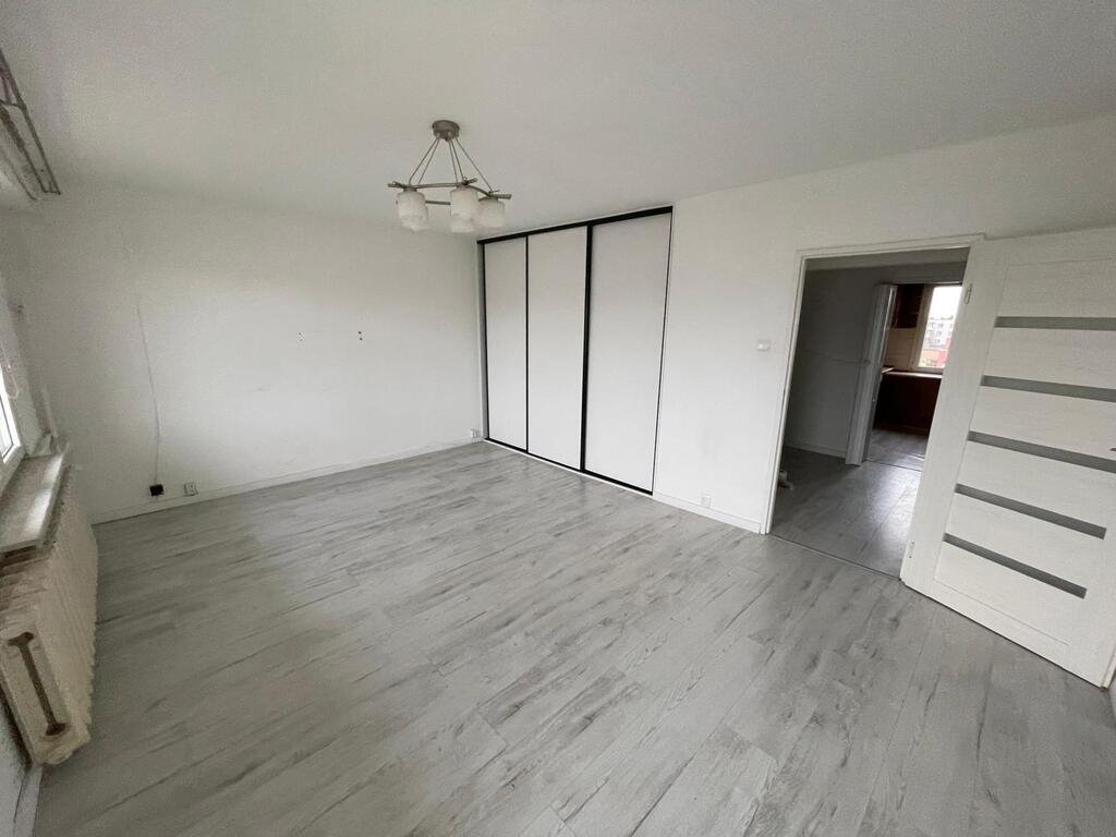 Mieszkanie trzypokojowe na sprzedaż Siedlce  60m2 Foto 1