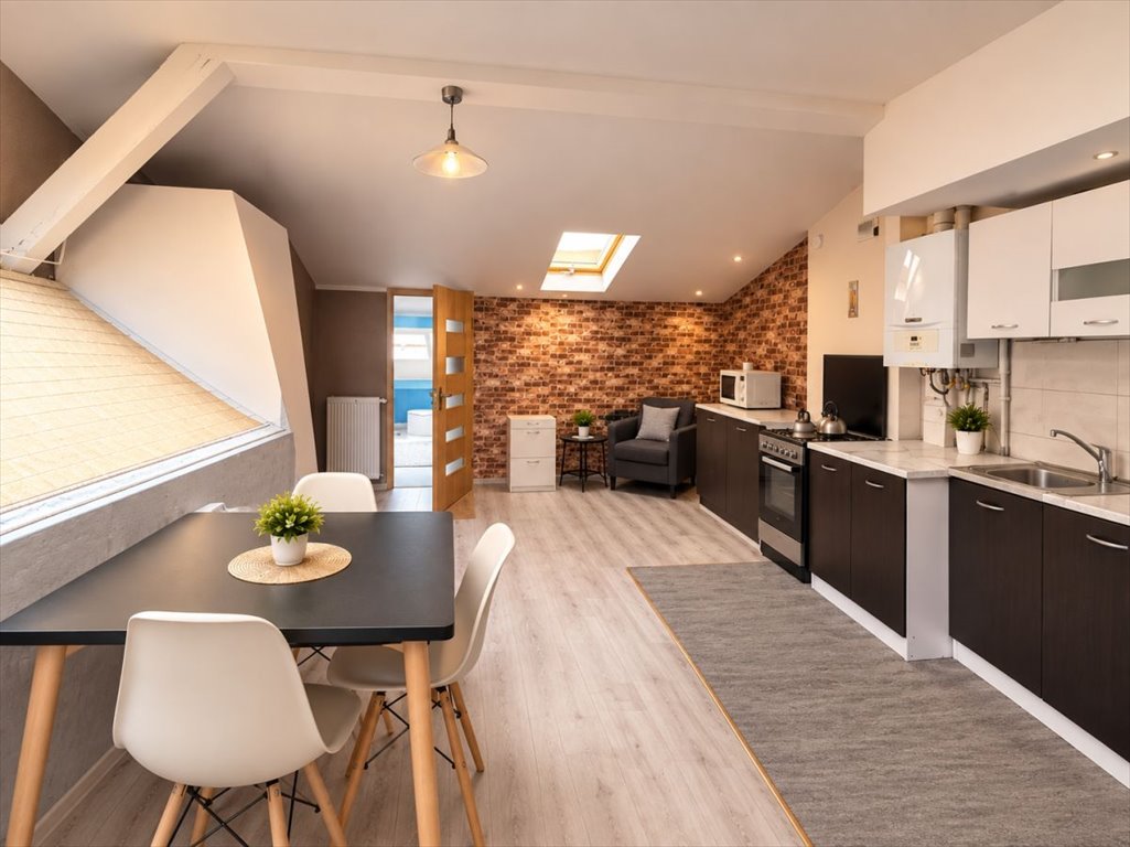 Wynajmę klimatyczne mieszkanie 56 m² z 2 sypialniami w Grudziądzu Grudziądz  56m2 Foto 1