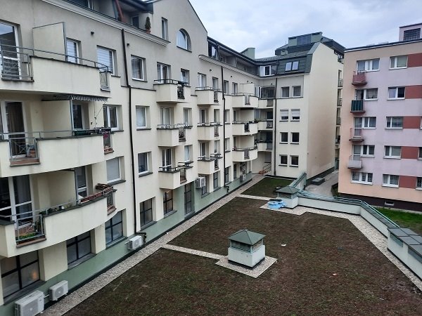 Mieszkanie czteropokojowe  na wynajem Warszawa, Ochota, Racławicka  80m2 Foto 1