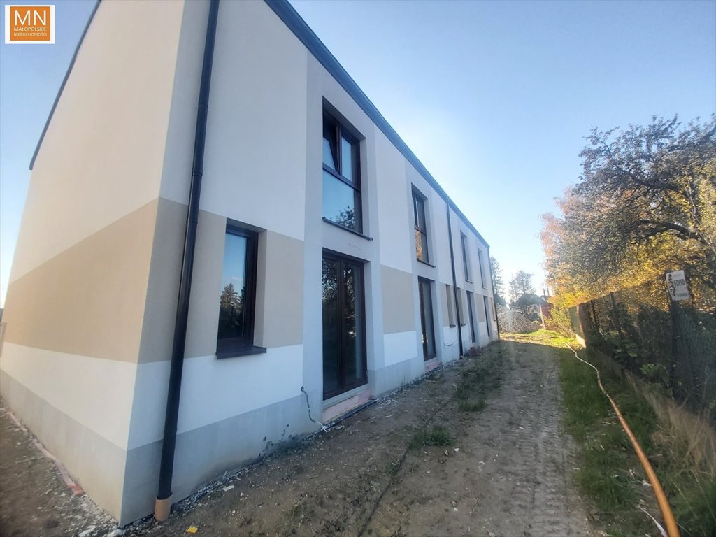 Mieszkanie trzypokojowe na sprzedaż Niepołomice, Jazy  70m2 Foto 4