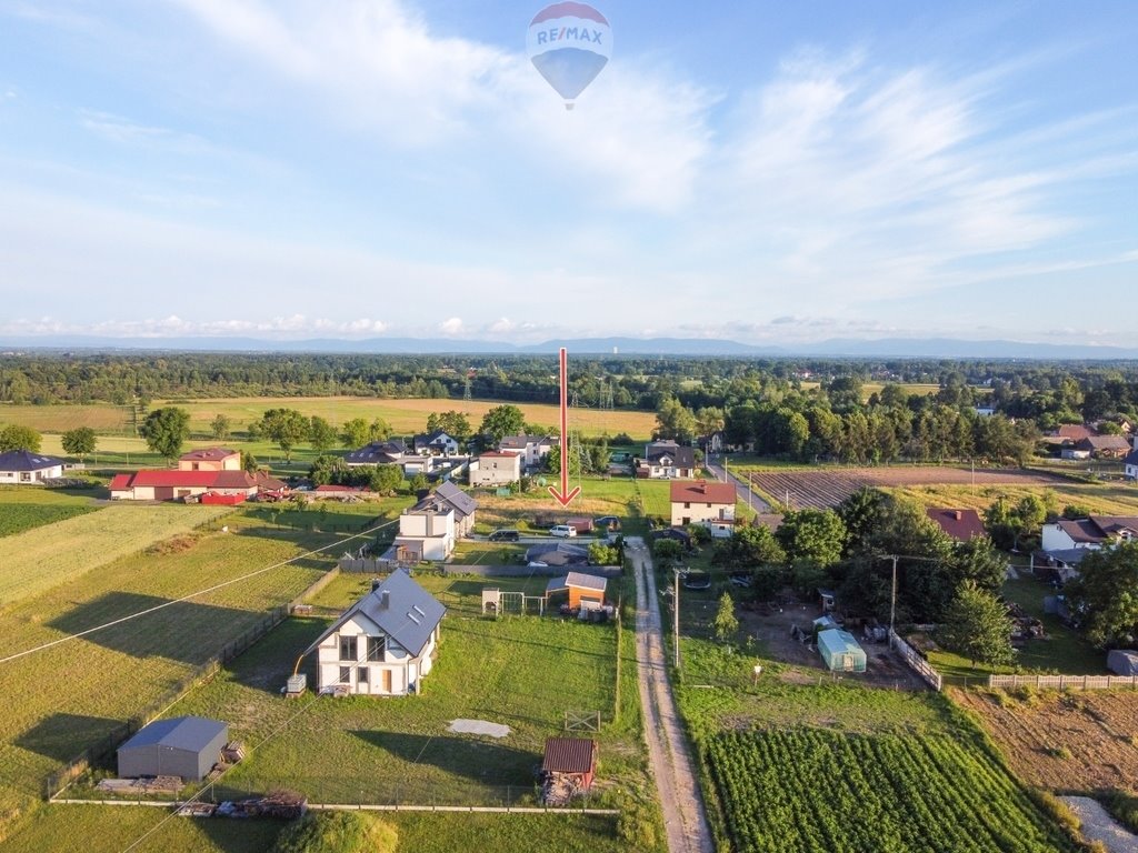 Działka budowlana na sprzedaż Bieruń  1 713m2 Foto 1