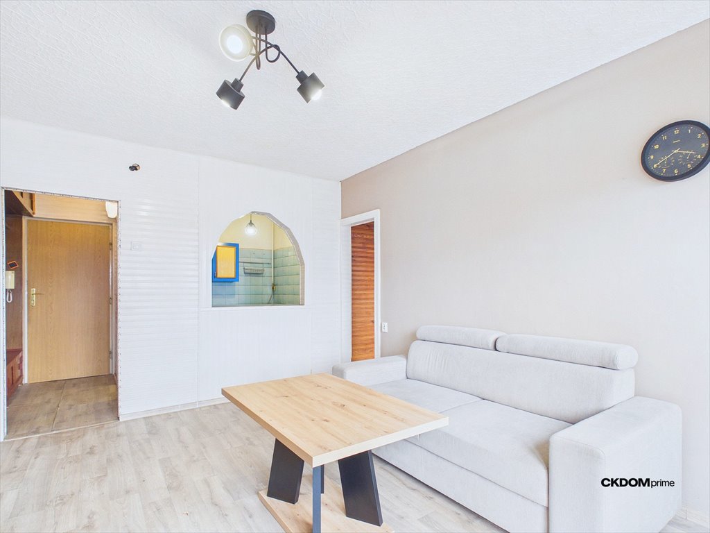 Polecam 2-pokojowe mieszkanie 37,7 m² do remontu w Kielcach Kielce, Grunwaldzka 22  38m2 Foto 1