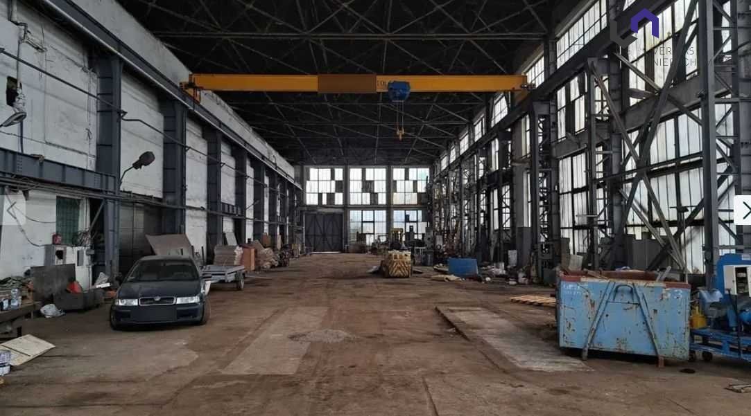 Hala 1200m² z nową suwnicą i maszynami w Knurowie Knurów  1 200m2 Foto 1
