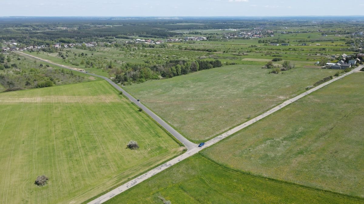 Działka budowlana 593 m² w Mierzęcicach, pełne media Mierzęcice  593m2 Foto 1