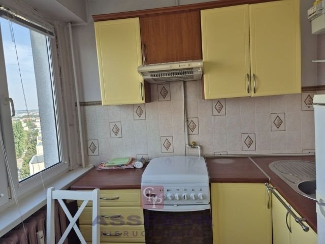 Mieszkanie trzypokojowe na sprzedaż Kalisz, Kaliniec  48m2 Foto 1