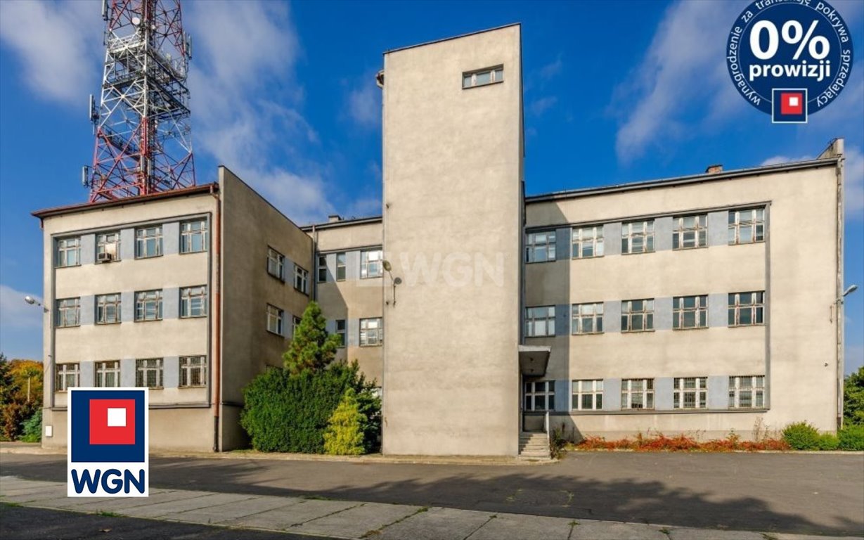 Na sprzedaż przestronny obiekt biurowo-techniczny 3800 m² w Radzionkowie: Radzionków: Szymały
