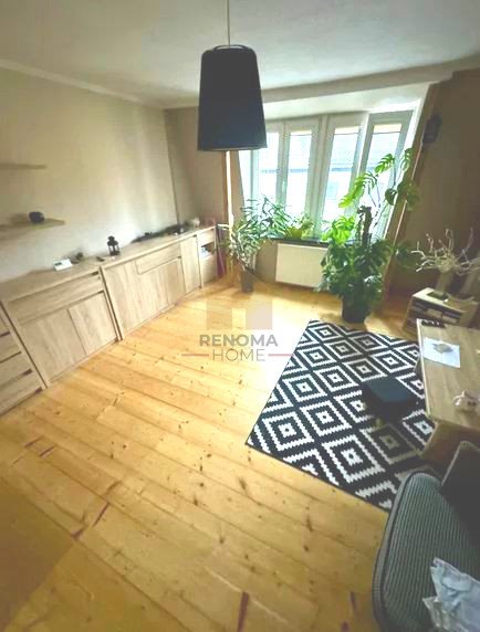 Polecam przestronne 2-pokojowe mieszkanie 66 m² z garderobami Wałbrzych, Nowe Miasto  75m2 Foto 1