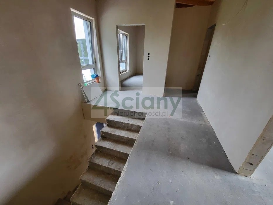 Dom 142 m2 z działką 511 m2, stan deweloperski, media miejskie Jazgarzew  142m2 Foto 1