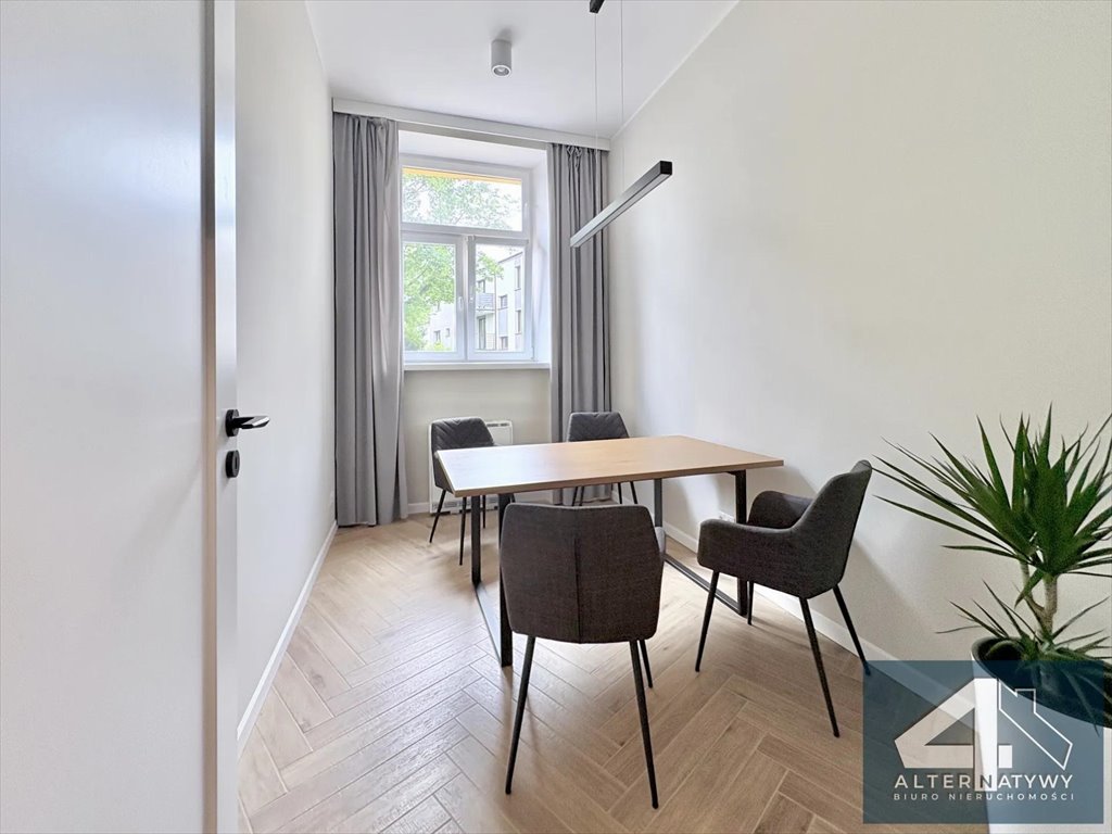 Klimatyczny lokal 41m² w sercu Podgórza, idealny na kancelarię Kraków  41m2 Foto 1
