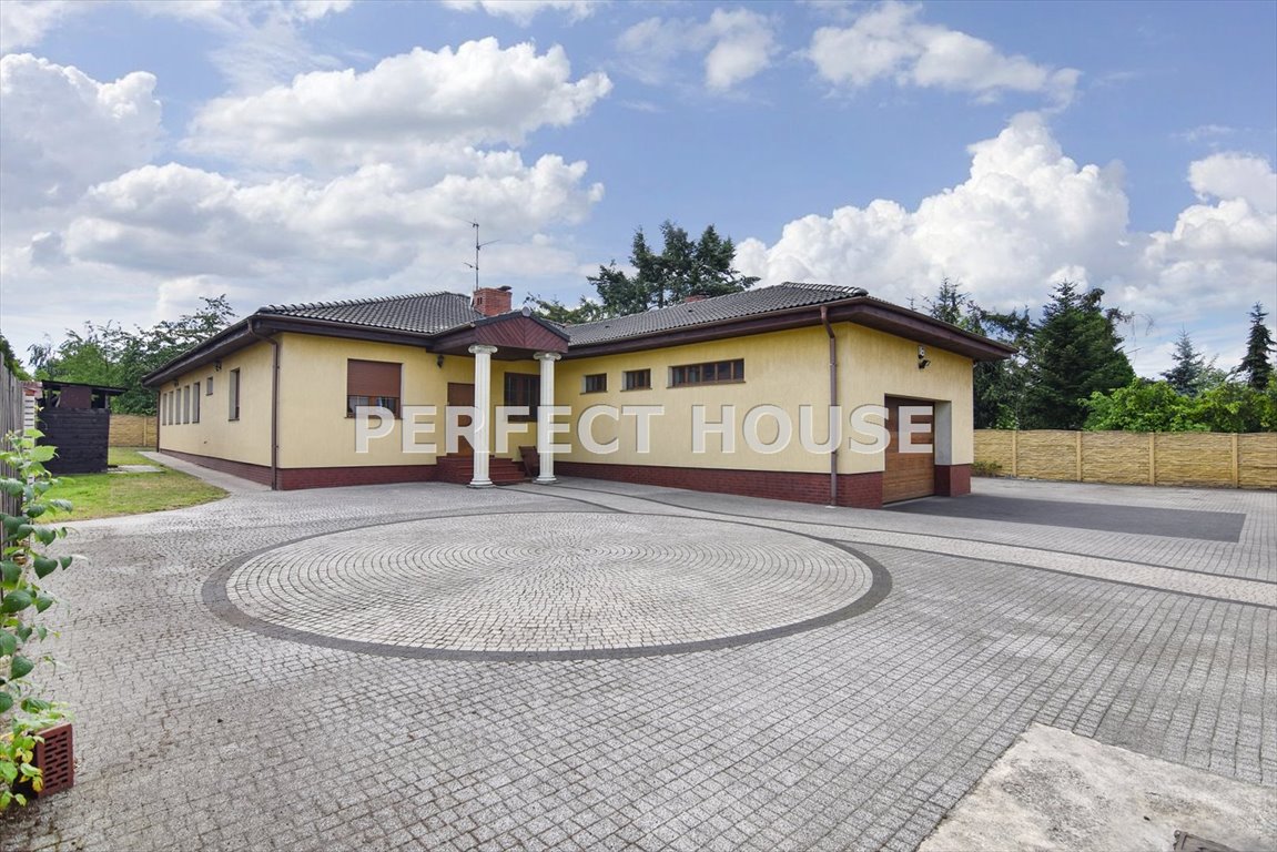 Do sprzedania luksusowa rezydencja 300 m² z basenem i rozbudową Przeźmierowo  300m2 Foto 1