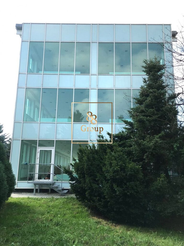 Lokal usługowy 1200m2 z windą i parkingiem na Ursynowie Warszawa, Ursynów  1 200m2 Foto 1