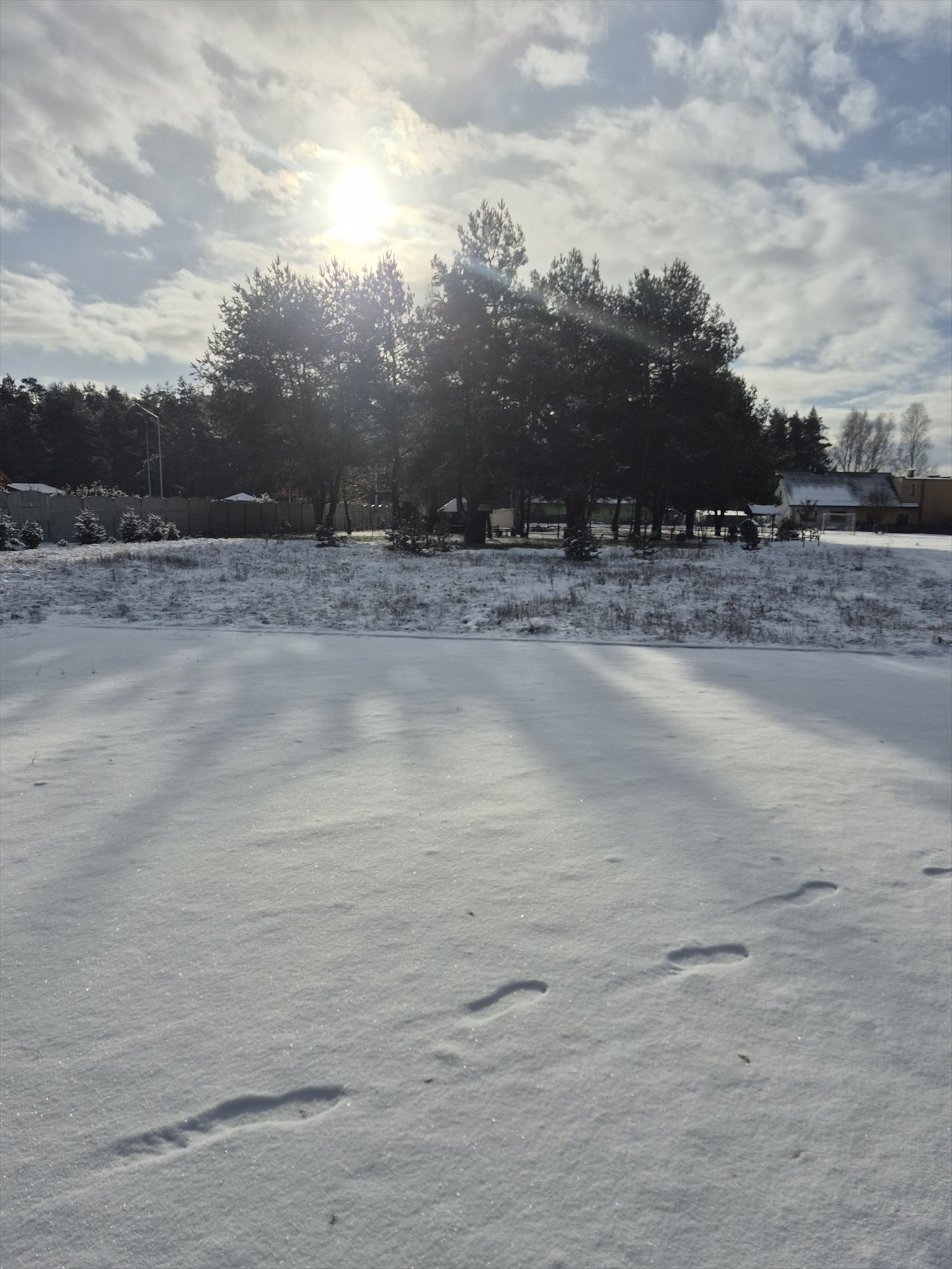 Działka inwestycyjna pod dzierżawę Goszyce  2 600m2 Foto 3