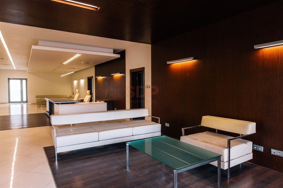 Lokal użytkowy na wynajem Polkowice, Działkowa  940m2 Foto 1