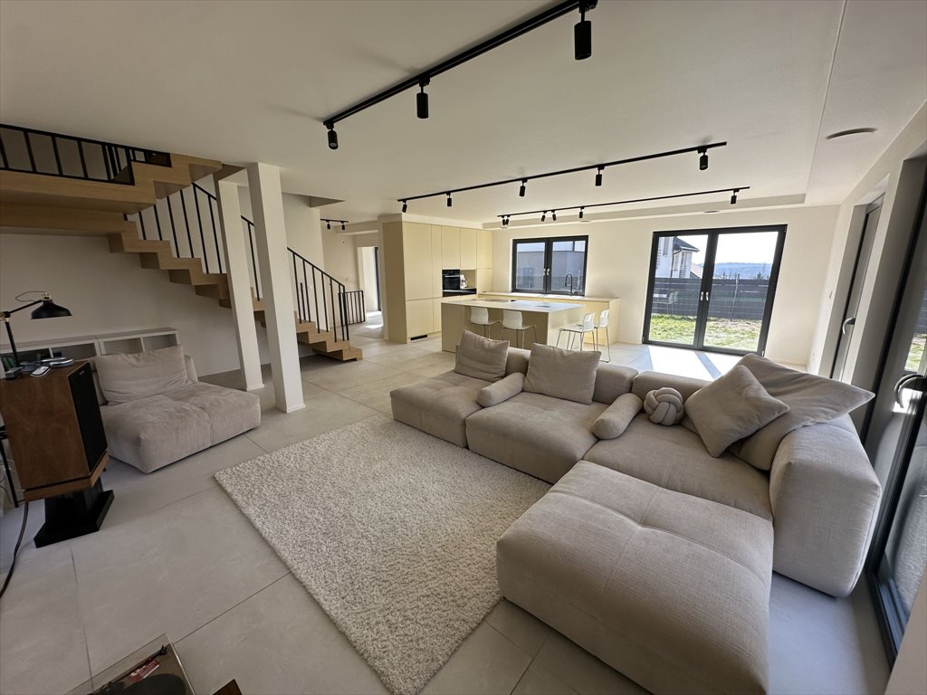 Ekskluzywny dom 222 m² w Wesołej, nowoczesne wykończenie Mysłowice, Wesoła, 3maja  222m2 Foto 1