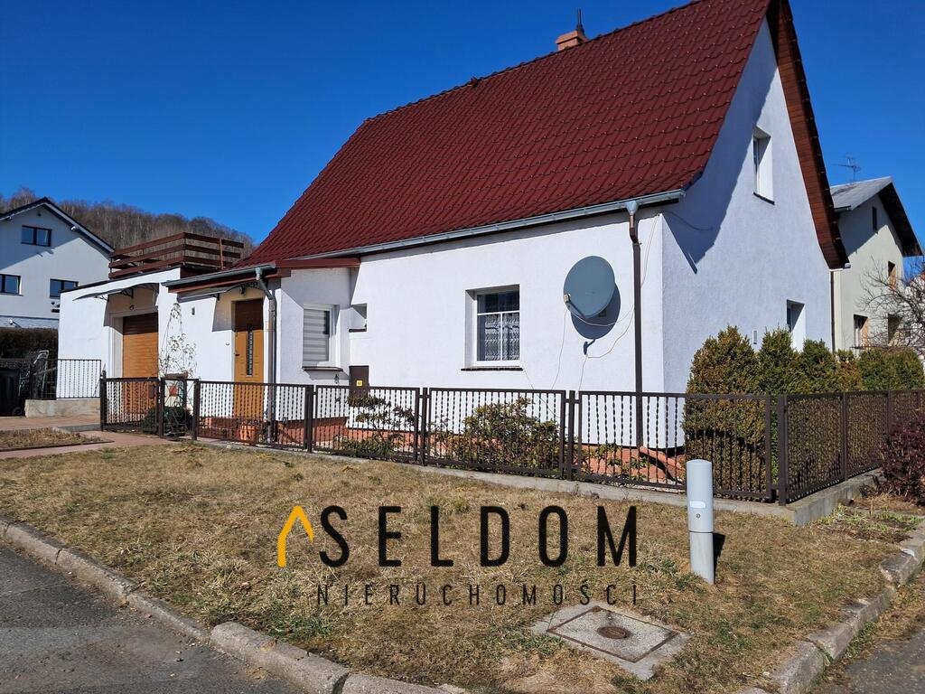 Dom po remoncie z ogrodem, garażem i tarasem Jelenia Góra  106m2 Foto 1