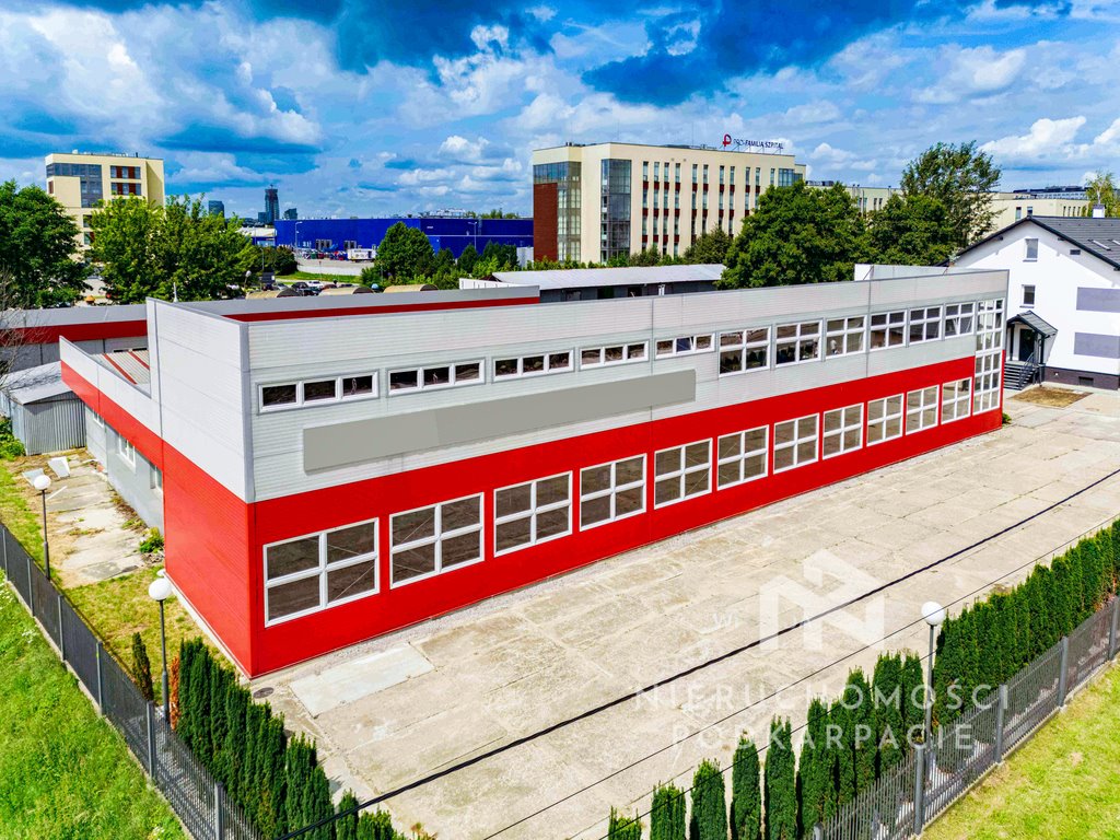 Hala produkcyjno-magazynowa 927 m² z biurami, Rzeszów Rzeszów  570m2 Foto 1