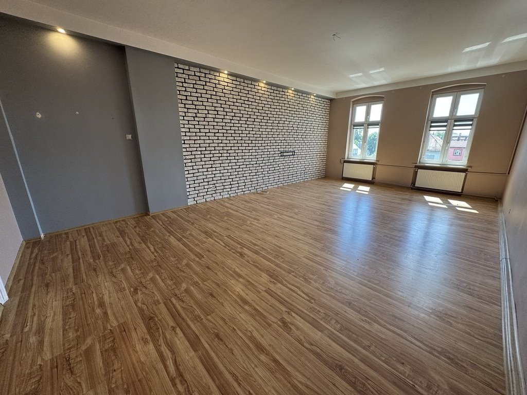 Mieszkanie trzypokojowe na sprzedaż Kłodzko, Tadeusza Kościuszki  122m2 Foto 1