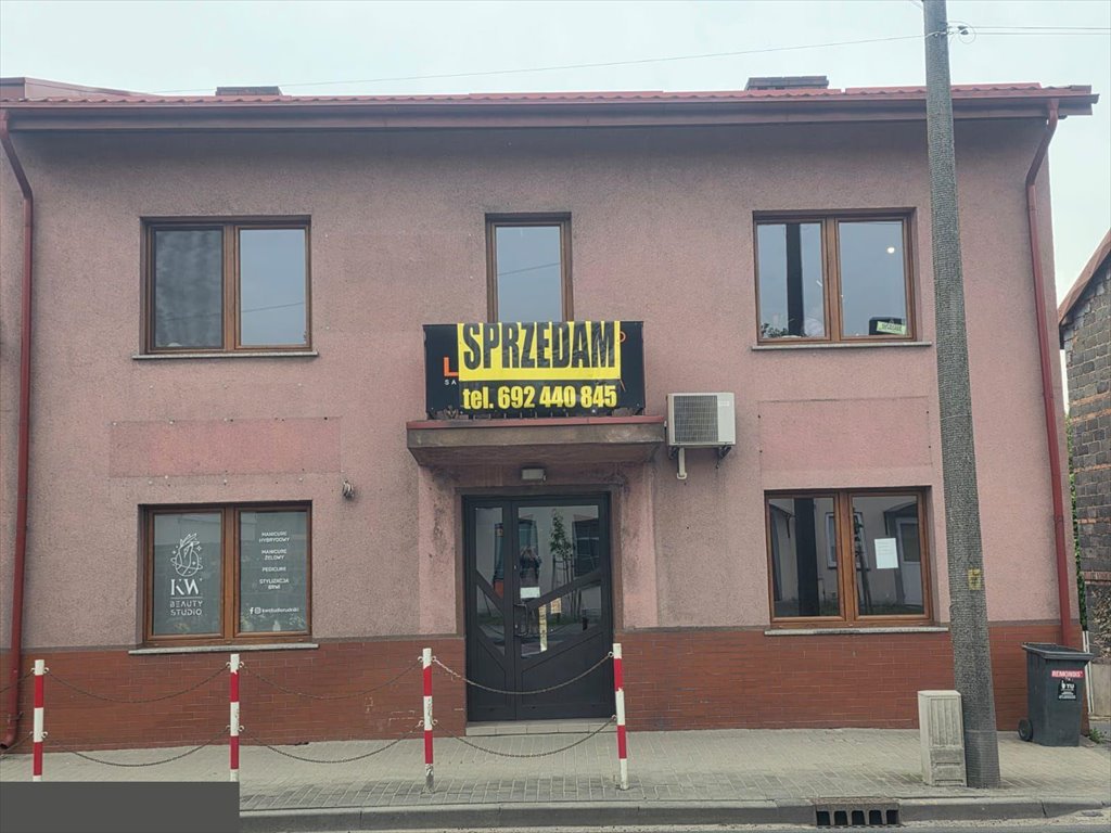 Na sprzedaż przestronny budynek 263 m² z parkingiem w Rudnikach Rudniki  263m2 Foto 1