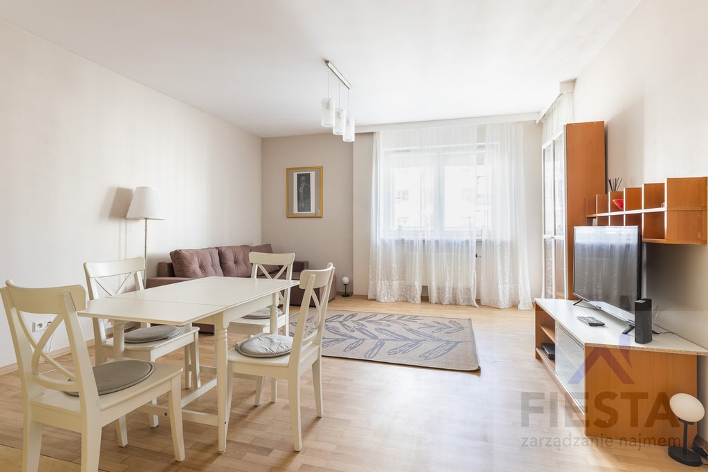 Na wynajem komfortowe 2-pokojowe mieszkanie 53 m² z balkonem i miejscem garażowym Warszawa, Mokotów, Stegny, Pory  53m2 Foto 1