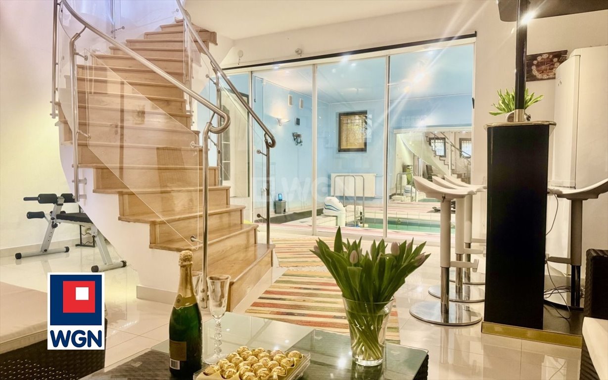 Luksusowa willa z basenem i sauną na Osiedlu Akademickim Słupsk, Brzozowa  393m2 Foto 1