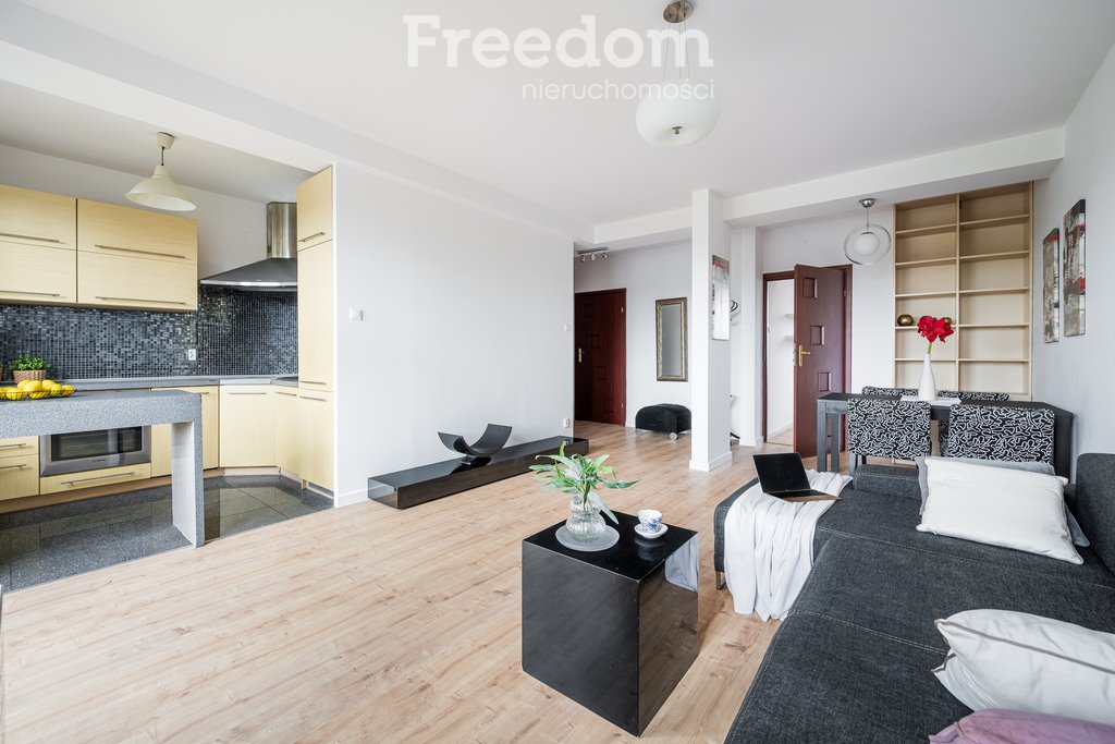 Mieszkanie trzypokojowe na sprzedaż Warszawa, Targówek, Biruty  57m2 Foto 1