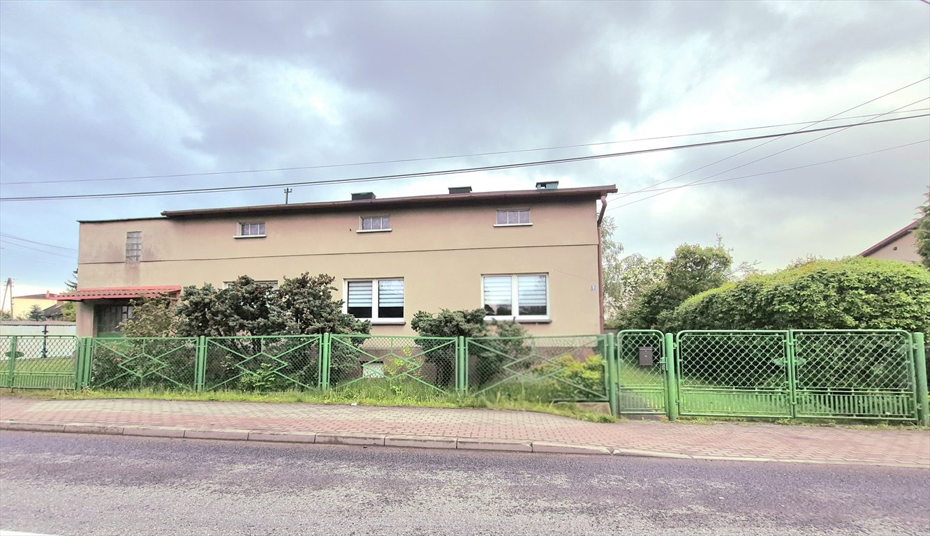 Dom do remontu z garażem i poddaszem w Chełmie Śląskim Chełm Śląski, Odrodzenia  135m2 Foto 1