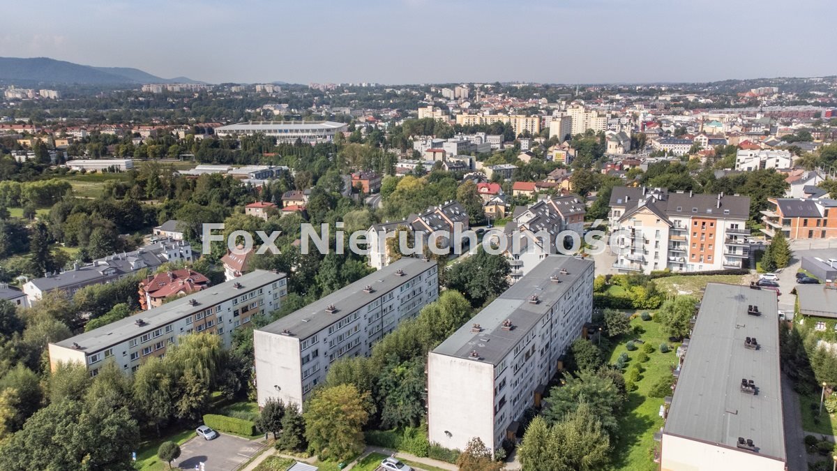 Mieszkanie trzypokojowe na sprzedaż Bielsko-Biała, Centrum  61m2 Foto 18