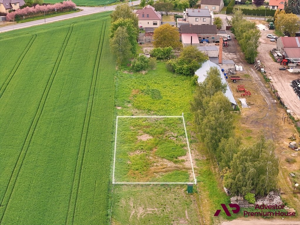 Działka budowlana na sprzedaż Czempiń  756m2 Foto 1