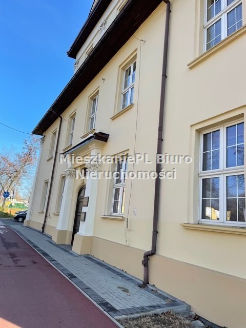 Polecam zabytkową willę Piątkowskich 1083 m² z biurami i magazynami Sosnowiec, Stary Sosnowiec  1 083m2 Foto 1