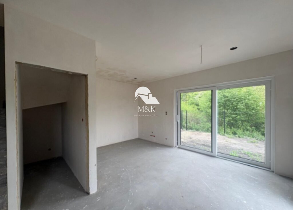 Zapraszam do obejrzenia nowoczesnego segmentu 71 m² z ogródkiem w Błoniu Błonie  71m2 Foto 1