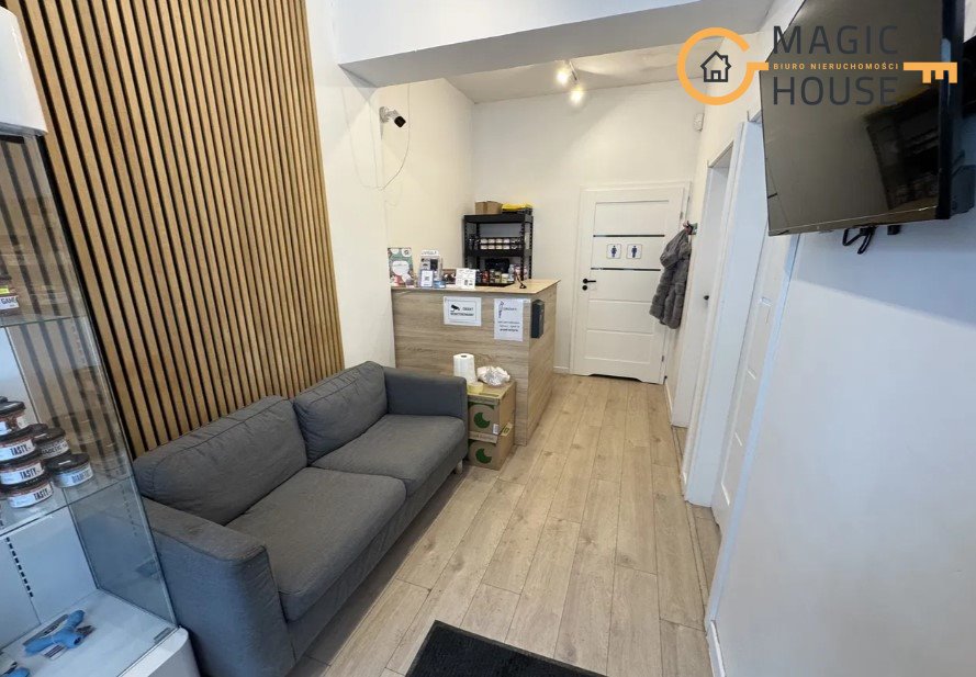 Lokal usługowy 83 m² w centrum Gdańska z dużą witryną Gdańsk, Chełm, Władysława Cieszyńskiego  83m2 Foto 1