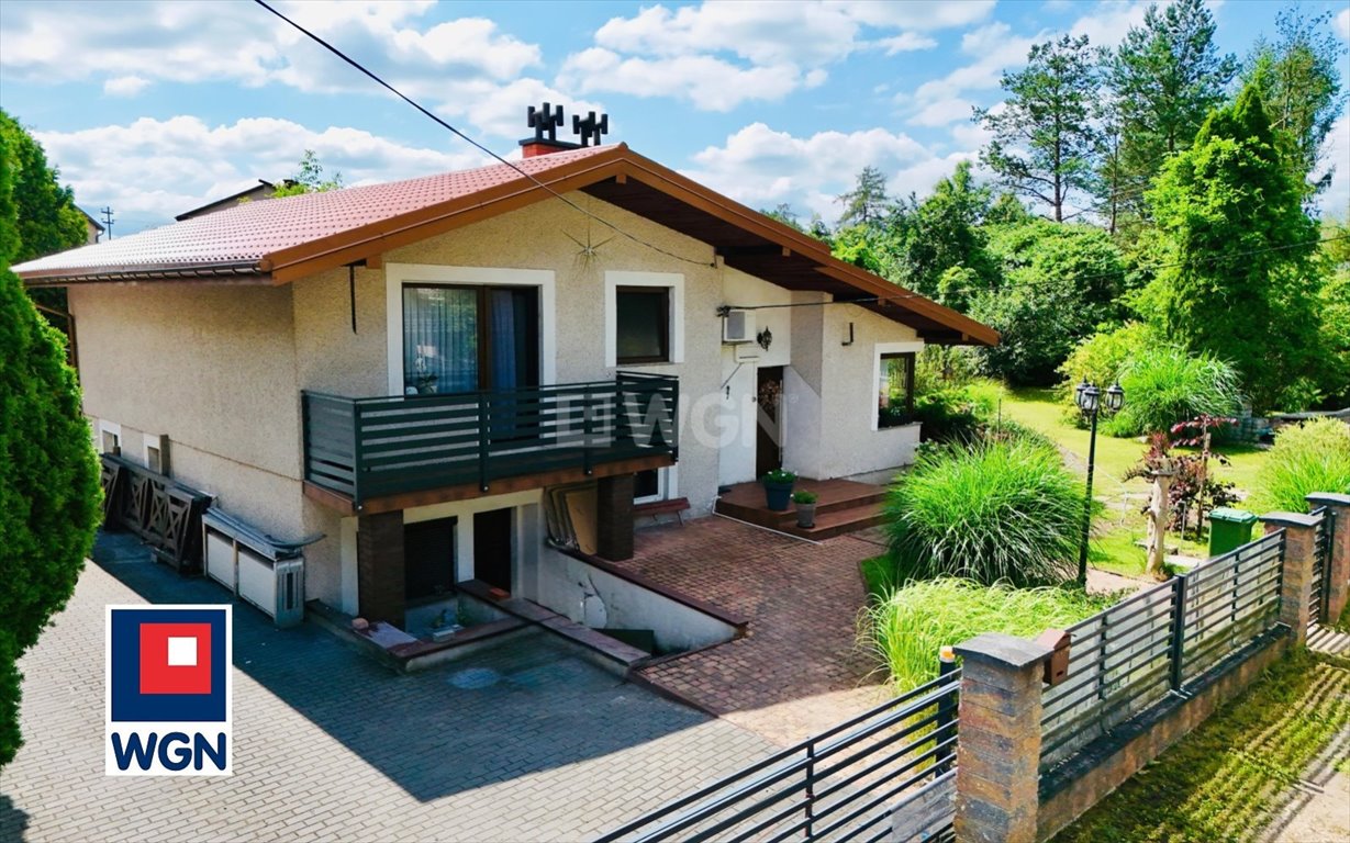 Dom na sprzedaż Konopiska, Towarowa  150m2 Foto 1