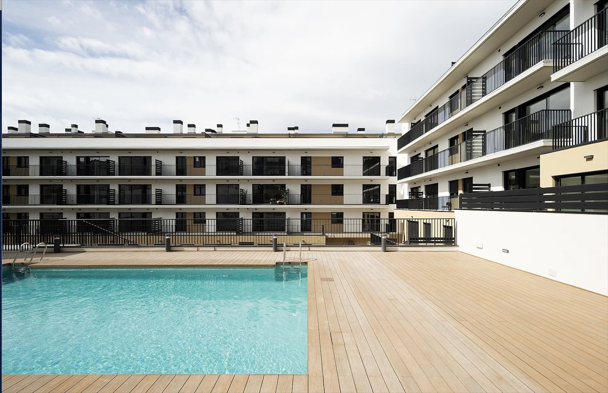 Nowoczesny apartament 2 pok. z tarasem i basenem w Terrassa Hiszpania, Can Palet, Can Palet, Terrassa, Barcelona  128m2 Foto 1