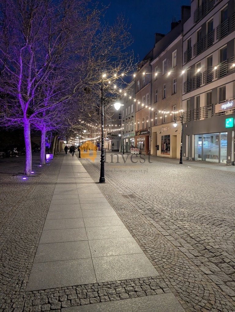 Lokal handlowo-usługowy 113 m² przy głównym deptaku w Legnicy.: Legnica: Najświętszej Marii Panny
